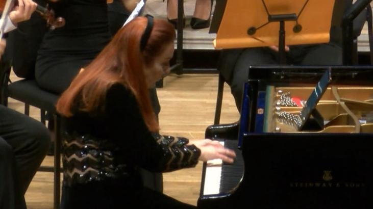 Piyanist Mehveş Emeç, Dünya Kadın Hakları Günü’ne özel konser verdi