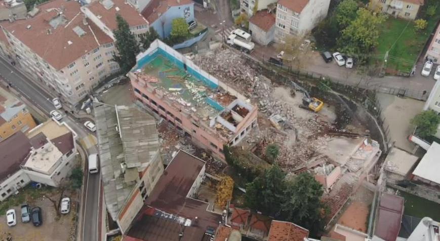Bursa’da deprem sonrası harekete geçildi! Tarihi okul yıkılıyor