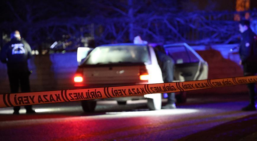 Emanet otomobilde seyir halindeyken silahlı saldırıya uğradı