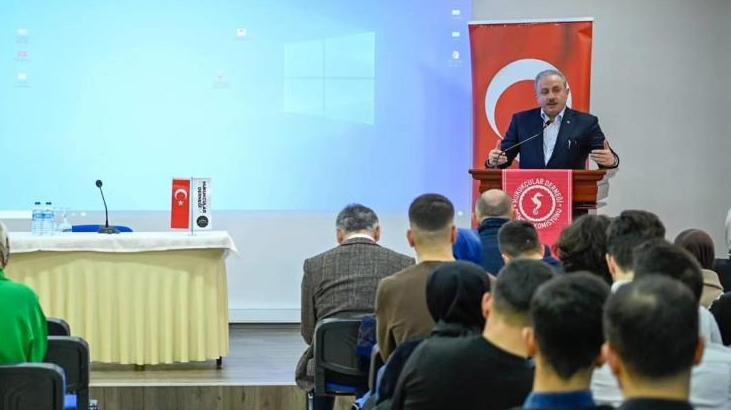 Mustafa Şentop, Yalova’da söyleşi programına katıldı