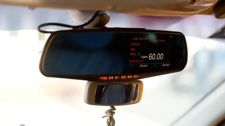 Taksilerdeki indi-bindi ücreti ile ilgili flaş açıklama