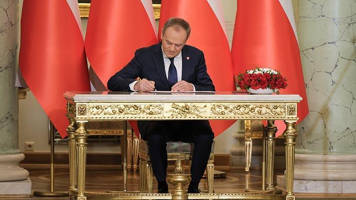 Polonya’da Donald Tusk hükümeti göreve başladı