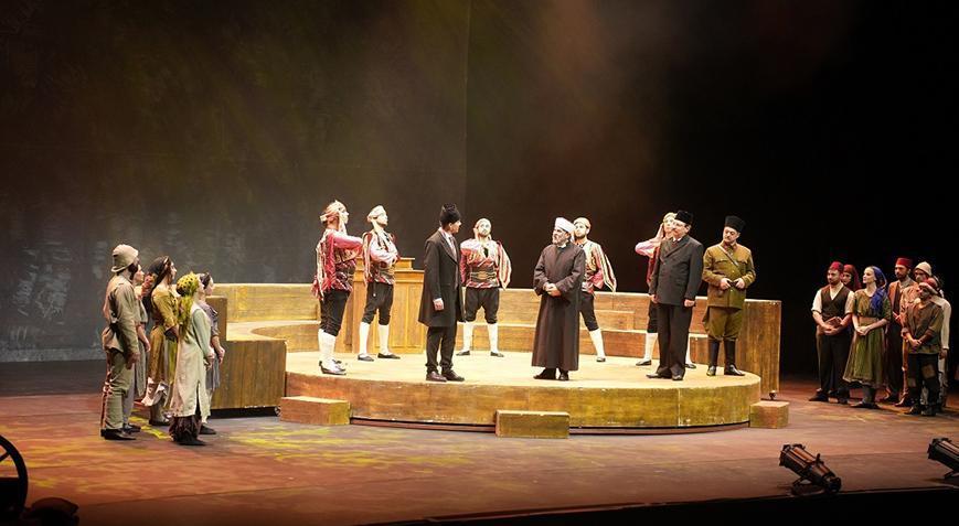 ‘Cumhuriyete Doğru’ oyunu İstanbul’da sergilendi