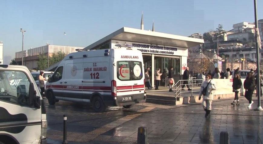 Marmaray’da raylara atlayan kişi hayatını kaybetti