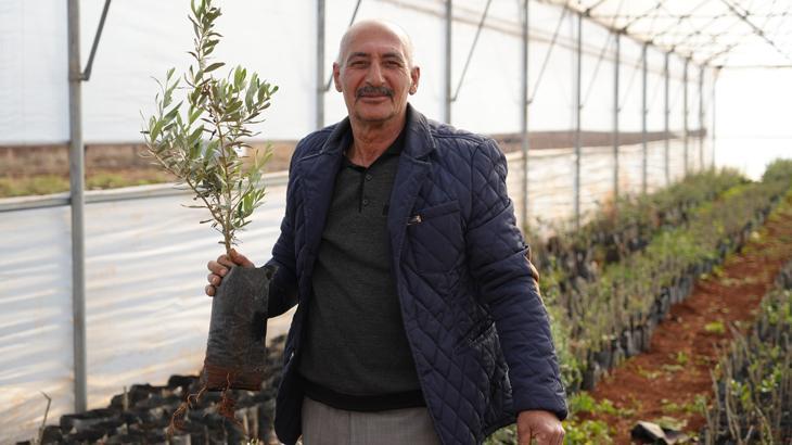 Emekli imam sera kurdu: Siparişlere yetişemiyor