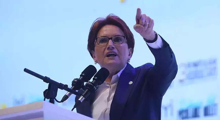 Akşener şehit ailesiyle görüştü