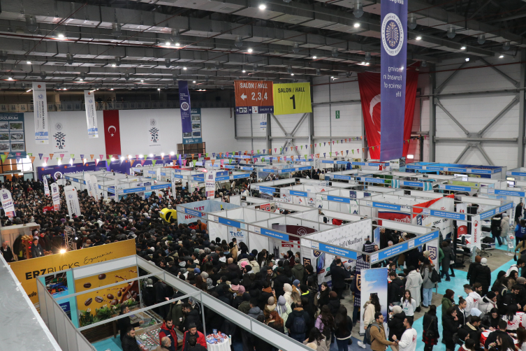 Kuzeydoğu Anadolu Kariyer Fuarında, 450 binden fazla öğrenci, 5 bini aşkın işverenle buluşturuldu.