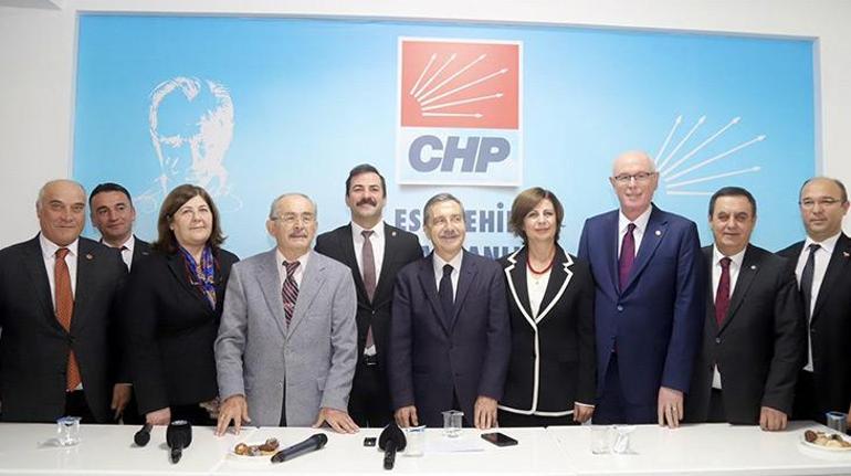 Başkanlık dönemi biten Yılmaz Büyükerşen'den CHP'ye eleştiri: Adeta bir virüs, mikrop gibi