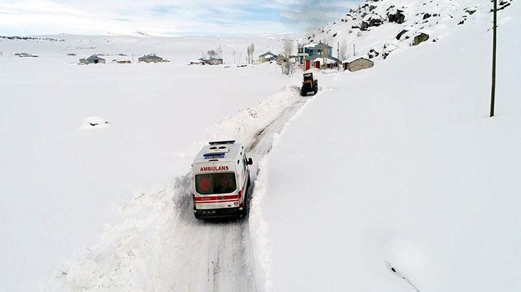 Van'da 95 yaşındaki hasta için ekipler seferber oldu