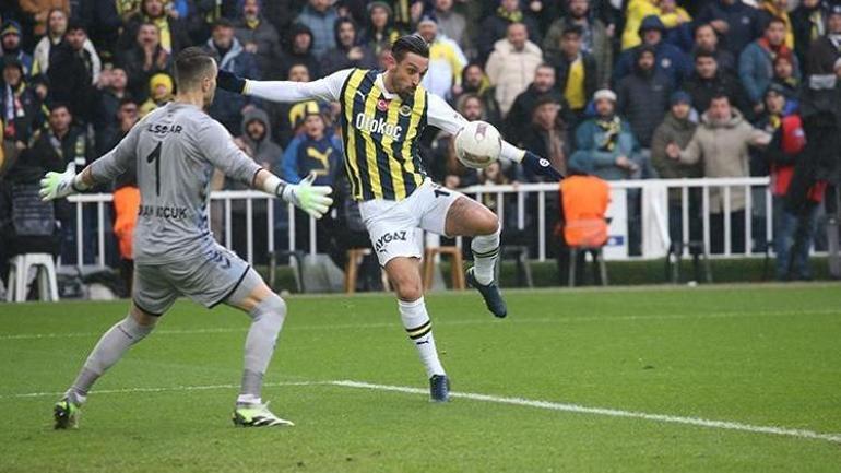 Ercan Güven, Fenerbahçe'nin puan kaybı sonrası İsmail Kartal'a sert çıktı: Kafanda hangi plan vardı hocam?