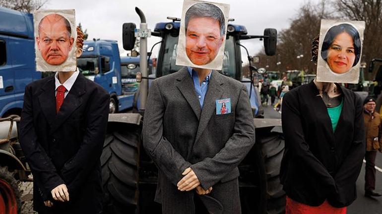 Avrupa'da çiftçi krizi büyüyor! Maliye bakanına 'sarı kart' gösterdi