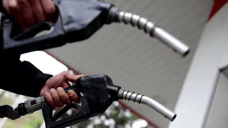 Benzin ve motorine zam geldi