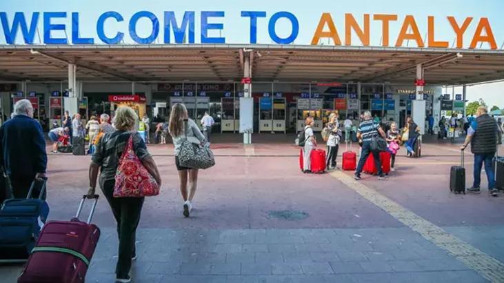 Rusya’dan satın alınan en pahalı tur: 275 bin dolara Antalya tatili!