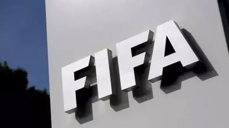 FIFA’dan 7 Süper Lig ekibine transfer yasağı!