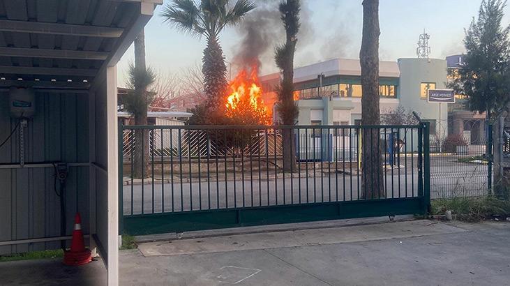 İzmir’de parfüm fabrikasında yangın! Ölü ve yaralılar var