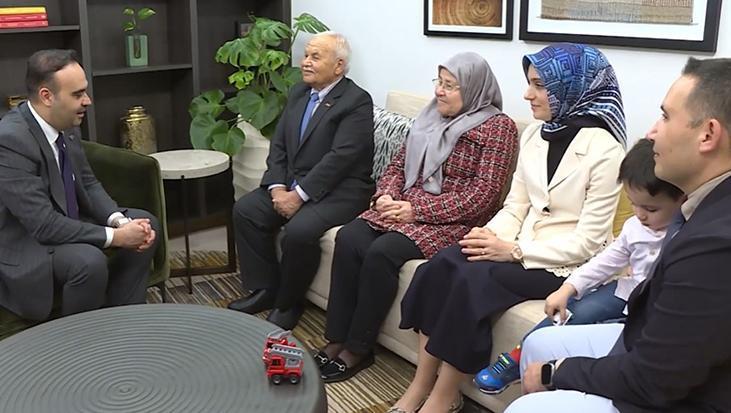 İlk Türk astronot uzay yolunda: Bakan Kacır aileyle görüştü