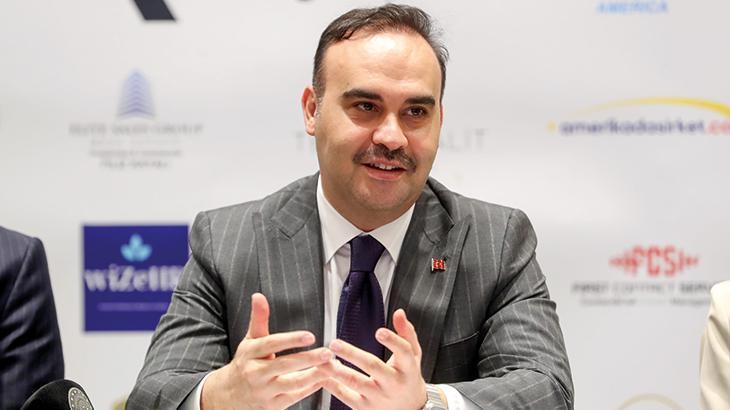 Bakan Kacır: Alper Gezeravcı’nın da yer alacağı fırlatma ertelendi