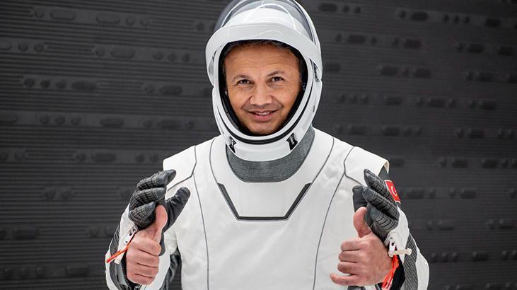 İletişim Başkanlığı’ndan ‘Astronot diyemeyiz, turist olarak gidiyor’ iddiasına açıklama