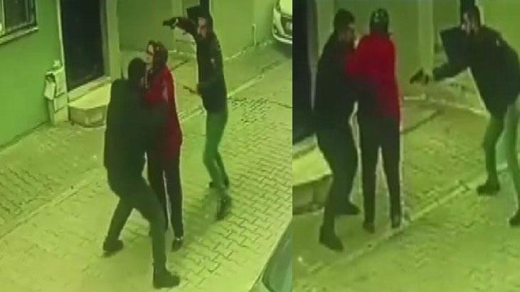 İzmir’de sokak ortasında silahlı düello! Kadını kalkan olarak kullandı