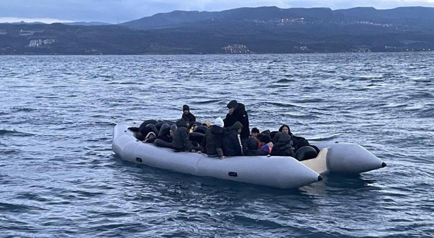 Yunan unsurları ölüme terk etti! 37 kaçak göçmen böyle kurtarıldı
