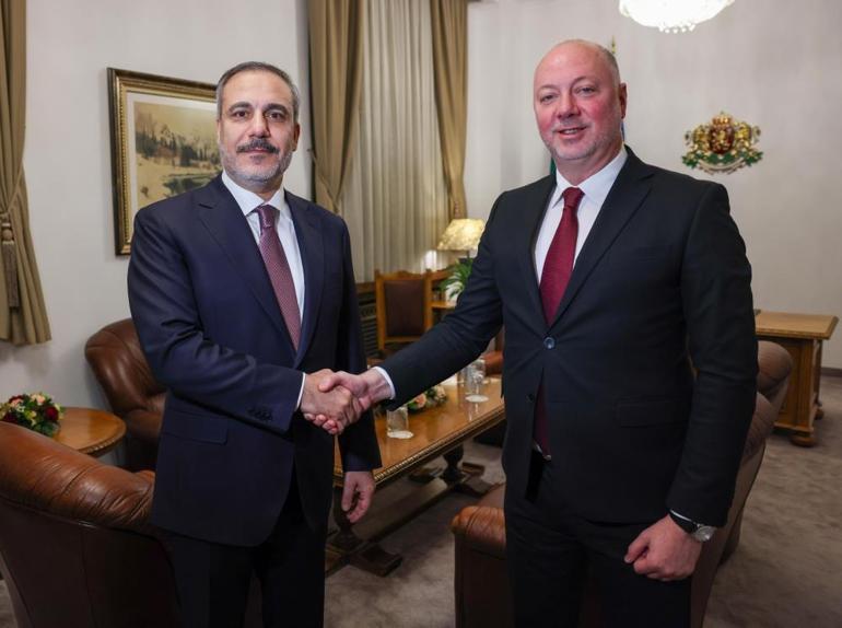 Bakan Fidan, Bulgaristan'da resmi temaslarda bulundu