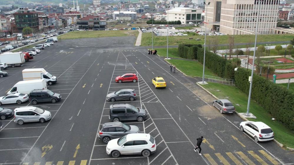 Şoförlüğü bile yoktu, açığı gördü sektöre girdi... ‘Gerçekten bu aracı sen mi kullanıyorsun?'