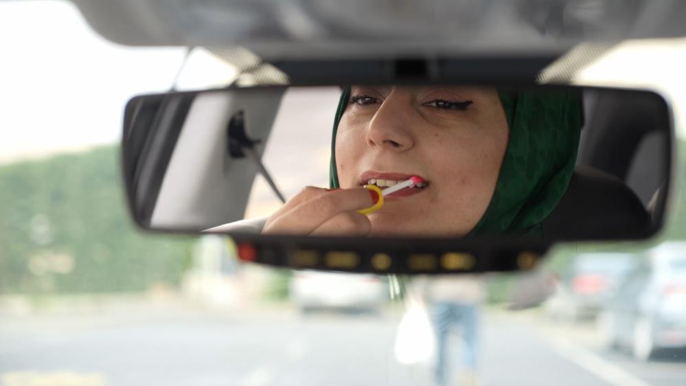 Şoförlüğü bile yoktu, açığı gördü sektöre girdi... ‘Gerçekten bu aracı sen mi kullanıyorsun?'