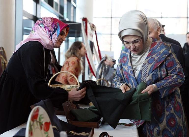 Emine Erdoğan İstanbul'da Siirtli kadınlarla buluştu