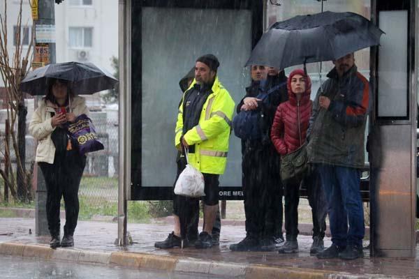 Son dakika! Antalya'dan acı haber! Bir kişinin cansız bedeni otomobilde bulundu