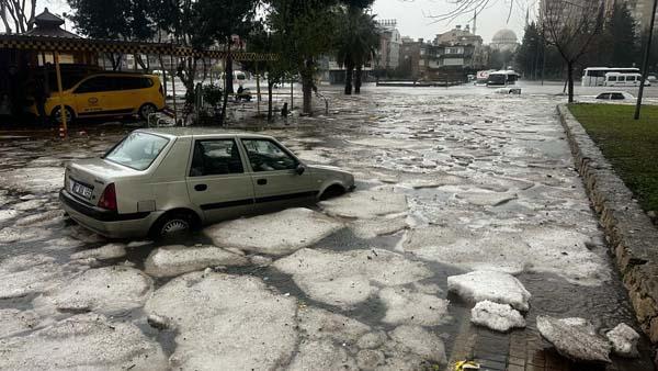 Son dakika! Antalya'dan acı haber! Bir kişinin cansız bedeni otomobilde bulundu