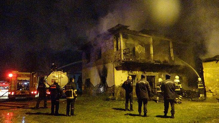 Adana'da kahreden olay! Anne ve iki çocuğu yangında öldü