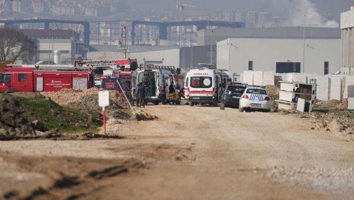 Fabrika inşaatında yangın: 2 işçi hayatını kaybetti