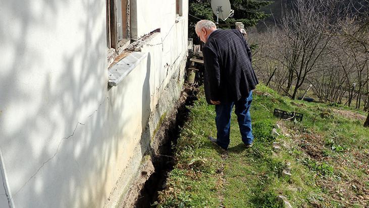 Evleri parça parça yutuyor! AFAD ekipleri geldi