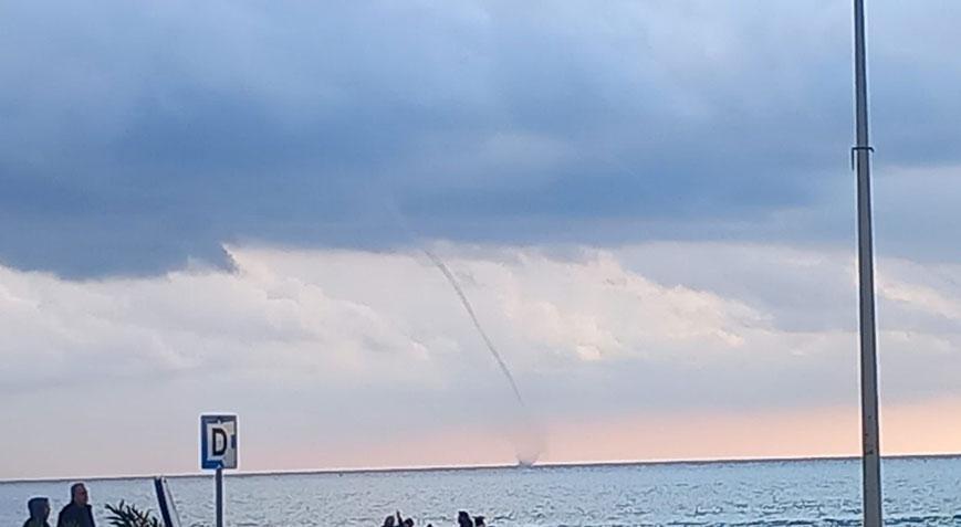 Akdeniz’de hortum oluştu! Saniye saniye kaydedildi