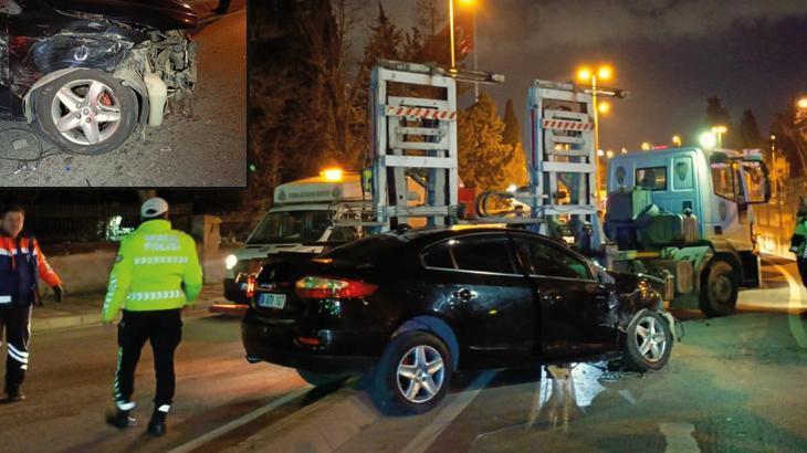 Eyüpsultan’da otomobile sıkışan sürücünün imdadına itfaiye yetişti