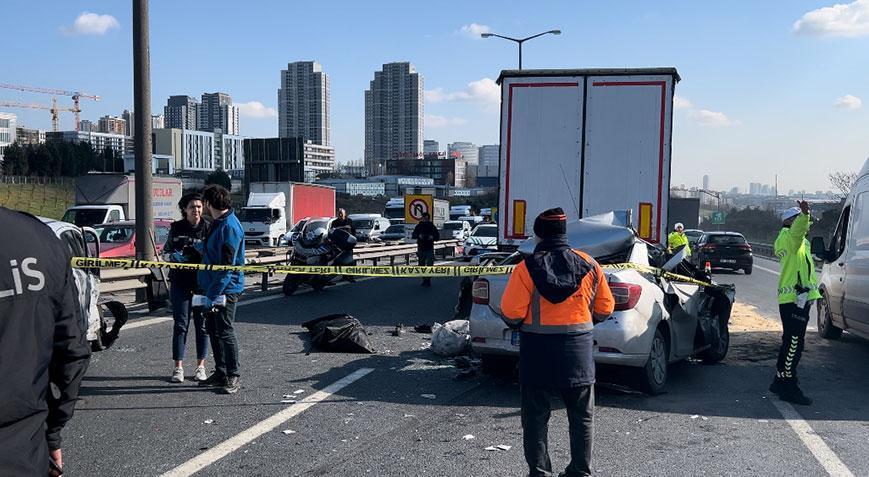 TEM Otoyolu’nda feci kaza! 1 ölü, 1 yaralı