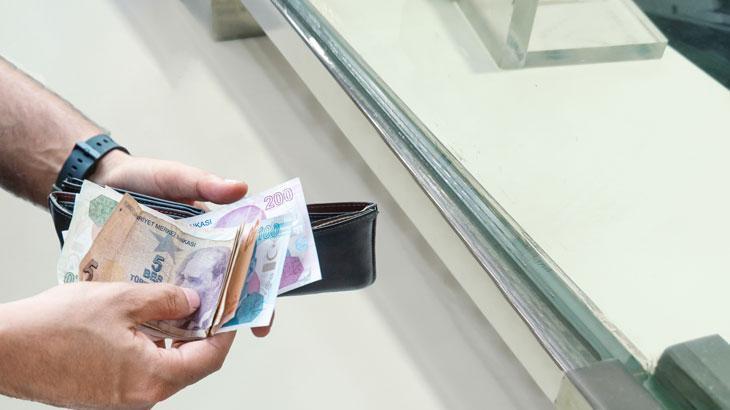 Güven endeksi perakende ticaret sektöründe düşüş gösterdi