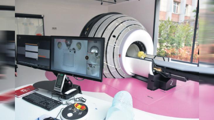 Kansere karşı robotik cihaz