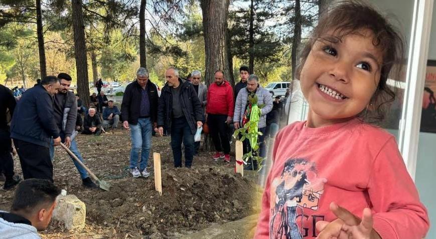 İkinci kez hastaneye giderken hayatını kaybeden minik kız toprağa verildi