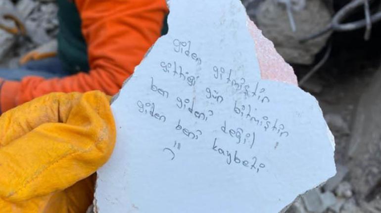 Her gün mezarlarına sarılıp ağladı! 'Bisküvisi hâlâ dolapta duruyor'