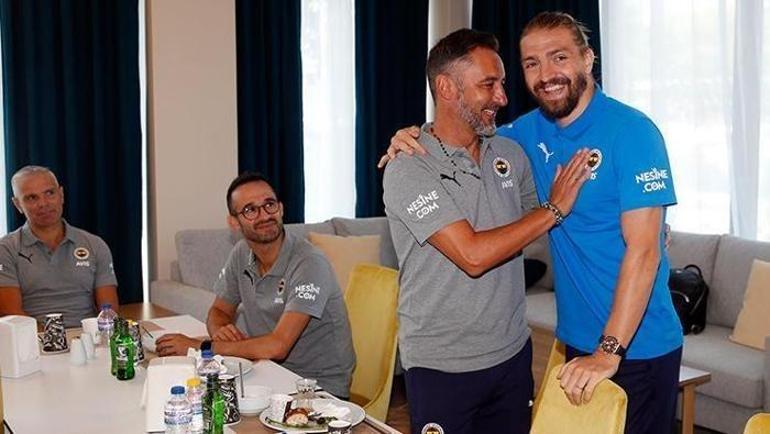 Caner Erkin'den Sergen Yalçın'a olay sözler | 'Benim kayış attı, Vitor Pereira'ya saldırdım'