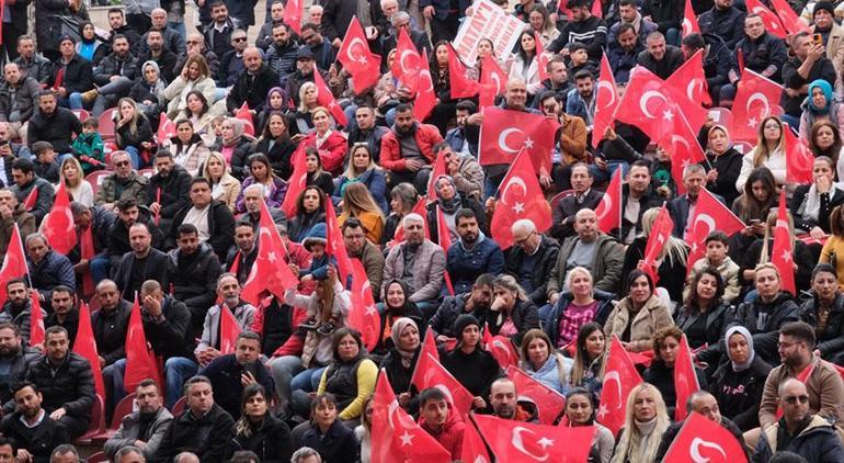 Lütfü Savaş: Ben Hatay garip ve mahzun olmasın diye adayım