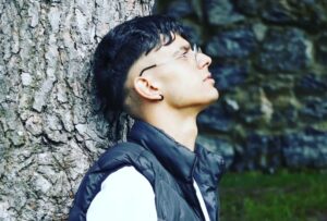 Şarkıcı Kadir Mavzer