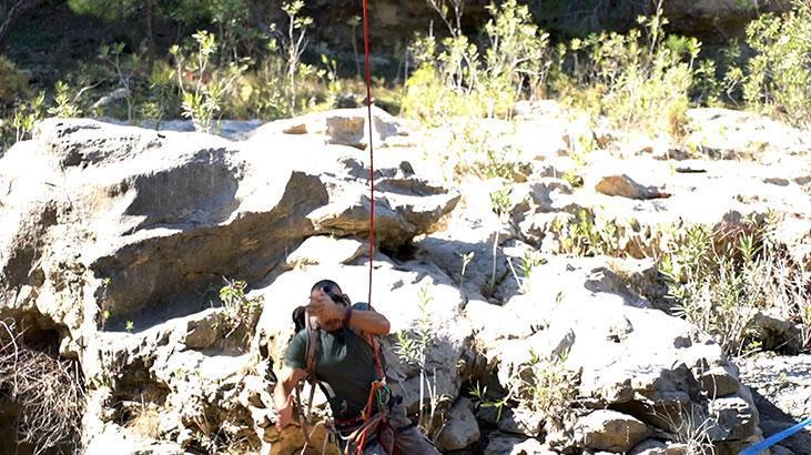 60 metrelik uçuruma kurduğu hamağın halatı koptu, 20 metrelik boşluğa düştü