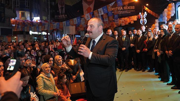 Mustafa Varank: Kafası o kadar karışık ki Meclis’te bedelli askerlik yasasına oy vermiş