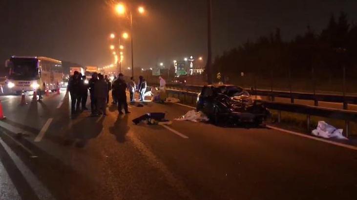 İstanbul’da feci kaza! Otomobil yayalara çarptı: 5 ölü