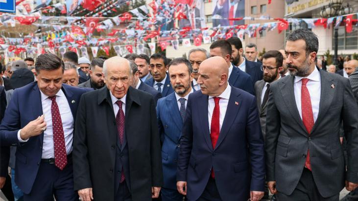 MHP lideri Bahçeli’den Turgut Altınok’a destek