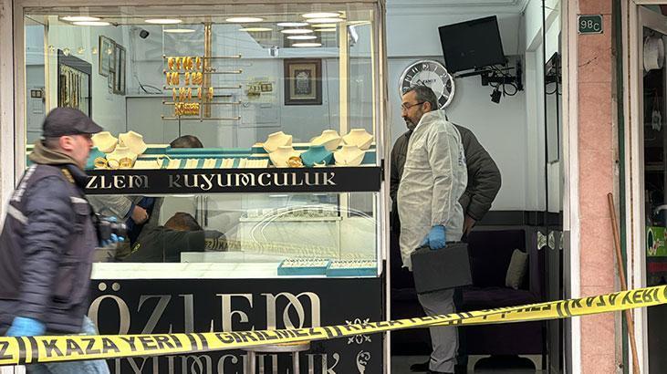 Bursa’da kuyumcudan 1,5 kilo altın çaldılar