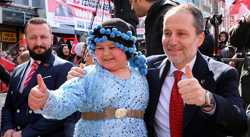 Fatih Erbakan: Yeniden Refah ahlaklı belediyecilik şiarıyla seçimlere giriyor