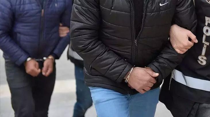 Çocuklara uyuşturucu satarken kıskıvrak yakalandılar